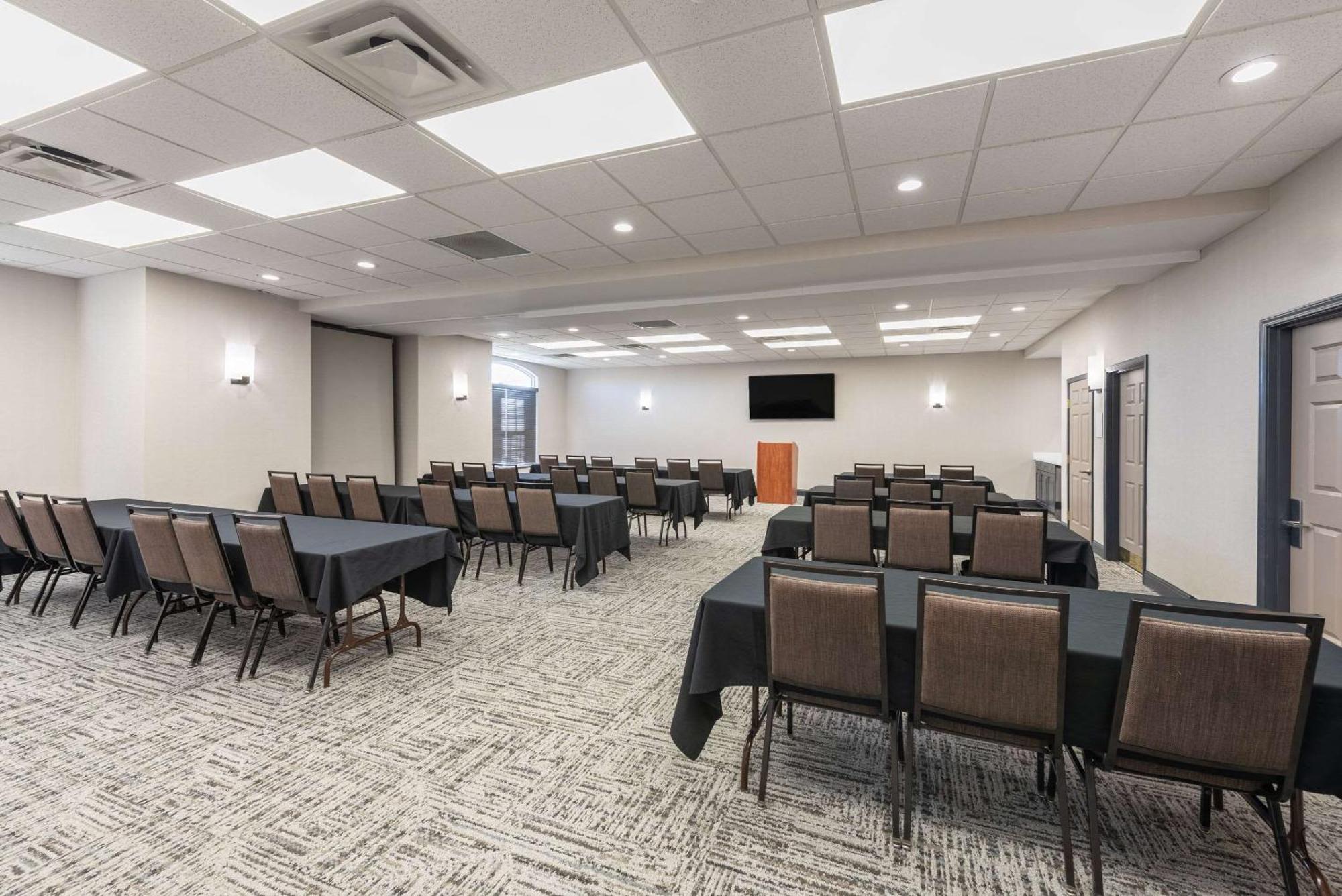 Country Inn & Suites By Radisson, Findlay, Oh エクステリア 写真